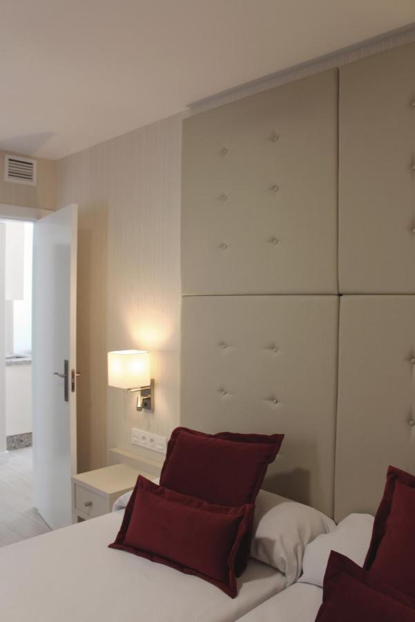 Apartamentos Casa Florido 토레몰리노스 외부 사진