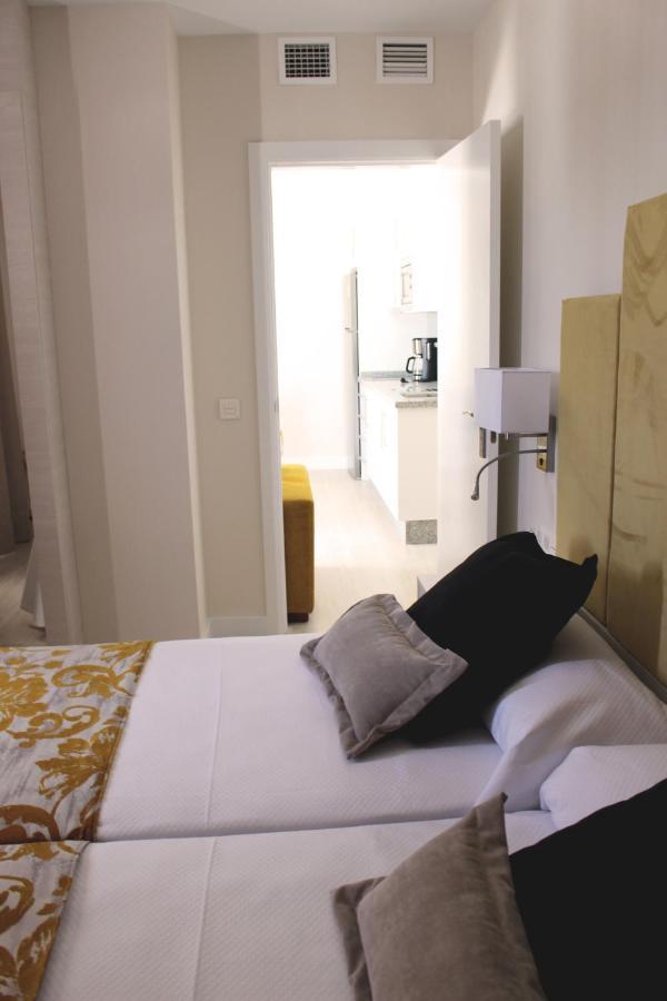 Apartamentos Casa Florido 토레몰리노스 외부 사진